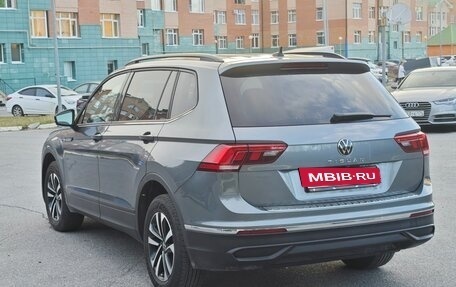 Volkswagen Tiguan II, 2022 год, 4 200 000 рублей, 5 фотография