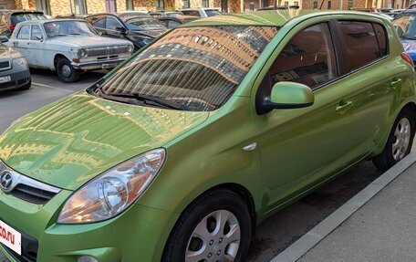 Hyundai i20 IB рестайлинг, 2010 год, 585 000 рублей, 2 фотография