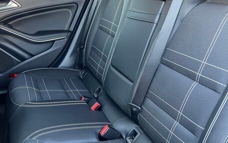 Mercedes-Benz CLA, 2015 год, 1 550 000 рублей, 29 фотография