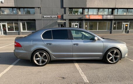 Skoda Superb III рестайлинг, 2013 год, 820 000 рублей, 7 фотография