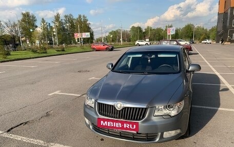 Skoda Superb III рестайлинг, 2013 год, 820 000 рублей, 3 фотография