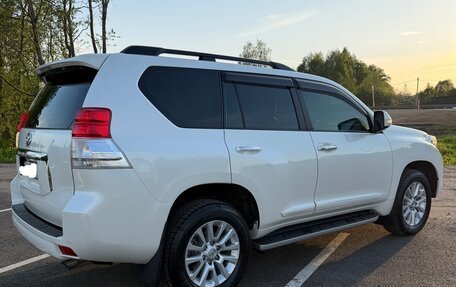 Toyota Land Cruiser Prado 150 рестайлинг 2, 2013 год, 2 950 000 рублей, 3 фотография