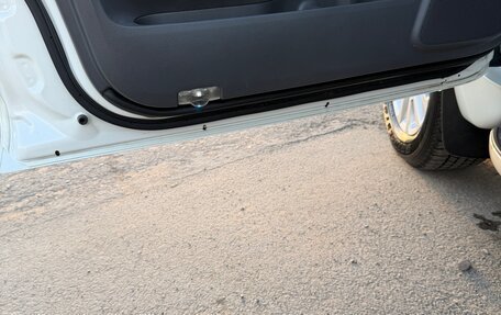 Toyota Land Cruiser Prado 150 рестайлинг 2, 2013 год, 2 950 000 рублей, 13 фотография