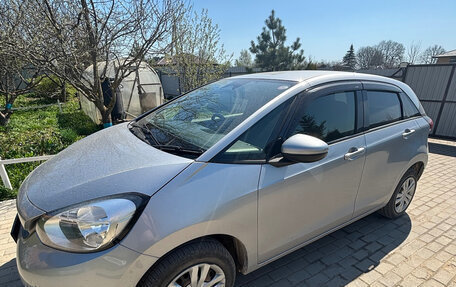 Honda Fit, 2020 год, 1 300 000 рублей, 2 фотография