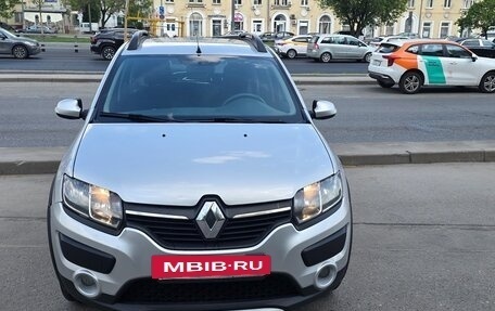 Renault Sandero II рестайлинг, 2015 год, 890 000 рублей, 7 фотография