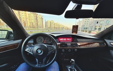 BMW 5 серия, 2007 год, 1 380 000 рублей, 3 фотография