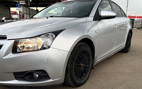 Chevrolet Cruze II, 2010 год, 650 000 рублей, 8 фотография