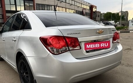 Chevrolet Cruze II, 2010 год, 650 000 рублей, 20 фотография