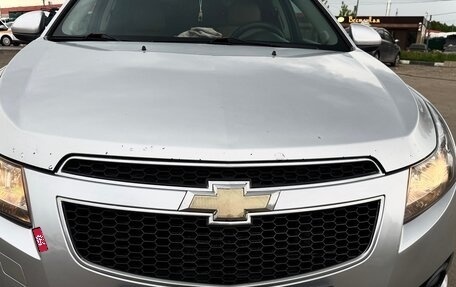 Chevrolet Cruze II, 2010 год, 650 000 рублей, 9 фотография