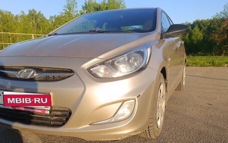 Hyundai Solaris II рестайлинг, 2011 год, 780 000 рублей, 9 фотография