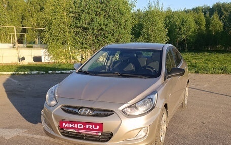 Hyundai Solaris II рестайлинг, 2011 год, 780 000 рублей, 4 фотография