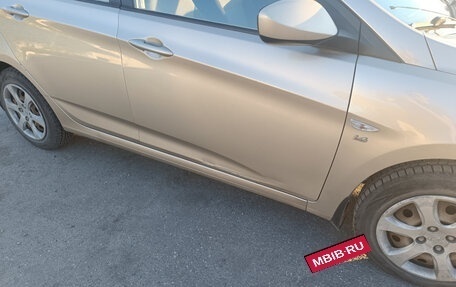 Hyundai Solaris II рестайлинг, 2011 год, 780 000 рублей, 7 фотография