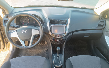 Hyundai Solaris II рестайлинг, 2011 год, 780 000 рублей, 15 фотография