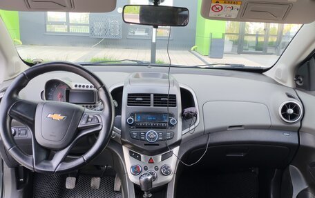 Chevrolet Aveo III, 2015 год, 849 000 рублей, 3 фотография