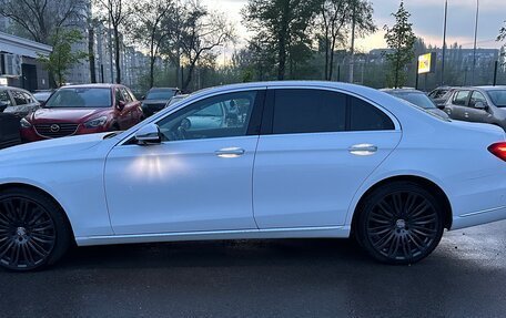 Mercedes-Benz E-Класс, 2020 год, 5 100 000 рублей, 30 фотография