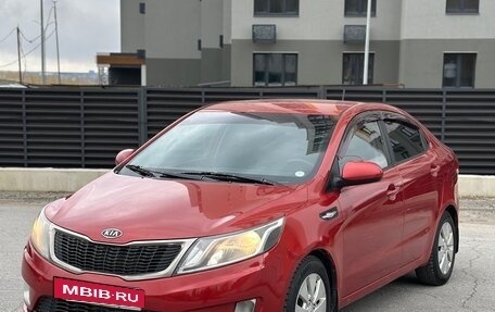 KIA Rio III рестайлинг, 2012 год, 530 000 рублей, 2 фотография