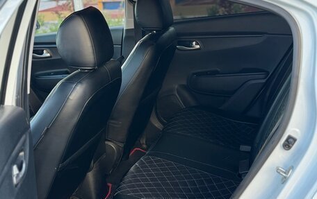 KIA Rio IV, 2018 год, 1 000 000 рублей, 7 фотография