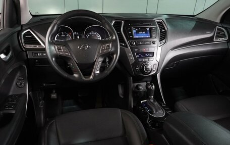 Hyundai Santa Fe III рестайлинг, 2017 год, 2 649 000 рублей, 6 фотография