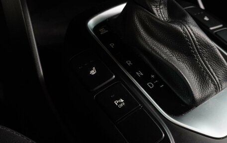Hyundai Santa Fe III рестайлинг, 2017 год, 2 649 000 рублей, 19 фотография