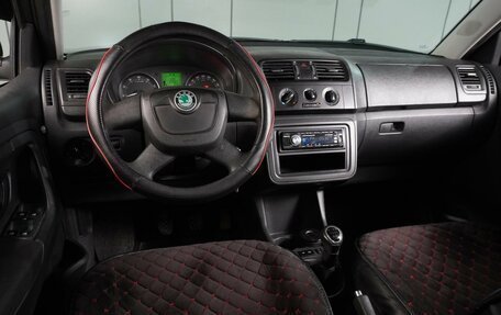 Skoda Fabia II, 2012 год, 599 000 рублей, 6 фотография