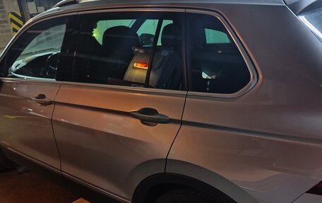 Volkswagen Tiguan II, 2017 год, 2 000 000 рублей, 3 фотография