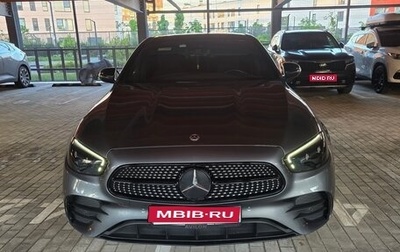 Mercedes-Benz E-Класс, 2022 год, 6 400 000 рублей, 1 фотография