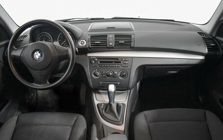BMW 1 серия, 2011 год, 1 350 000 рублей, 13 фотография