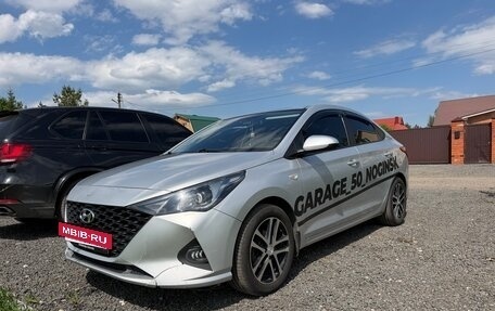 Hyundai Solaris II рестайлинг, 2020 год, 1 200 000 рублей, 2 фотография