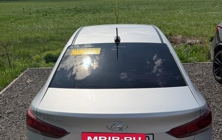 Hyundai Solaris II рестайлинг, 2020 год, 1 200 000 рублей, 4 фотография
