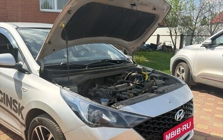 Hyundai Solaris II рестайлинг, 2020 год, 1 200 000 рублей, 15 фотография