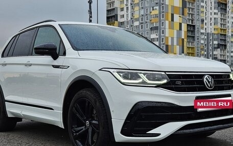 Volkswagen Tiguan II, 2021 год, 5 500 000 рублей, 20 фотография