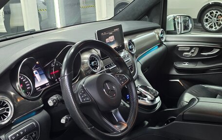 Mercedes-Benz V-Класс, 2020 год, 5 980 000 рублей, 25 фотография