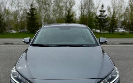 Hyundai Elantra VI рестайлинг, 2018 год, 1 850 000 рублей, 2 фотография