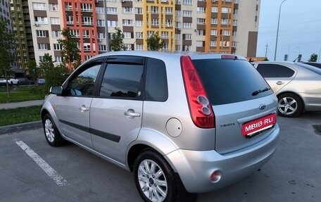 Ford Fiesta, 2008 год, 450 000 рублей, 4 фотография