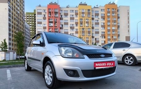 Ford Fiesta, 2008 год, 450 000 рублей, 17 фотография