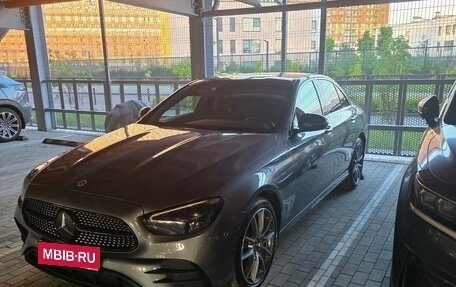 Mercedes-Benz E-Класс, 2022 год, 6 400 000 рублей, 7 фотография