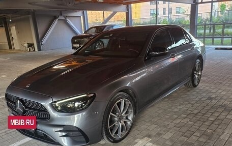 Mercedes-Benz E-Класс, 2022 год, 6 400 000 рублей, 2 фотография