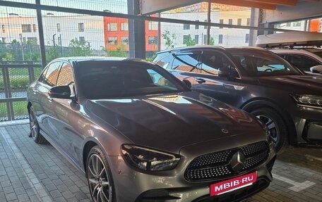 Mercedes-Benz E-Класс, 2022 год, 6 400 000 рублей, 8 фотография