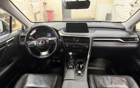 Lexus RX IV рестайлинг, 2019 год, 4 500 000 рублей, 10 фотография