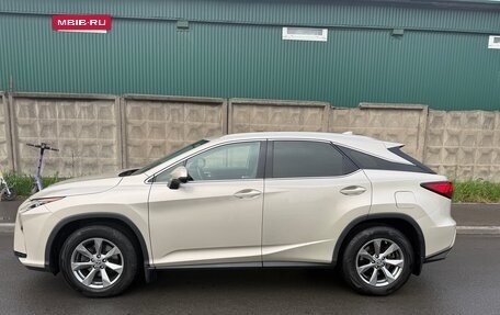 Lexus RX IV рестайлинг, 2019 год, 4 500 000 рублей, 7 фотография
