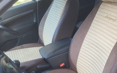 Skoda Octavia, 2011 год, 750 000 рублей, 9 фотография