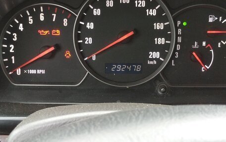 Suzuki XL7, 2004 год, 450 000 рублей, 3 фотография