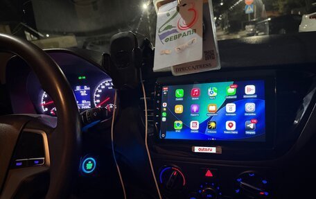Hyundai Solaris II рестайлинг, 2018 год, 925 000 рублей, 9 фотография