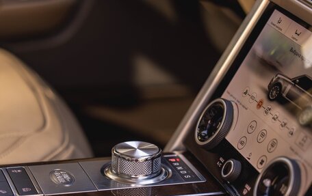 Land Rover Range Rover IV рестайлинг, 2022 год, 9 850 000 рублей, 14 фотография