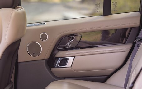 Land Rover Range Rover IV рестайлинг, 2022 год, 9 850 000 рублей, 31 фотография