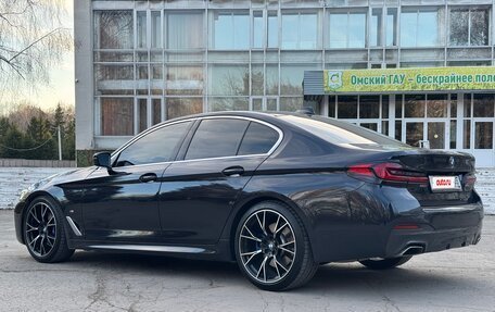 BMW 5 серия, 2022 год, 5 450 000 рублей, 9 фотография