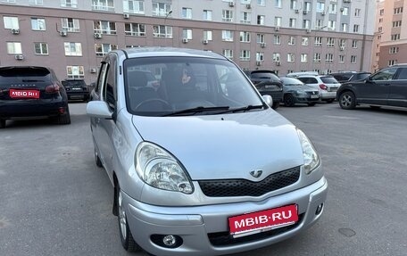 Toyota FunCargo, 2001 год, 430 000 рублей, 1 фотография
