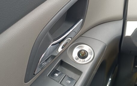 Chevrolet Cruze II, 2010 год, 600 000 рублей, 15 фотография