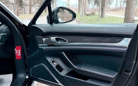 Porsche Panamera II рестайлинг, 2015 год, 4 999 999 рублей, 19 фотография