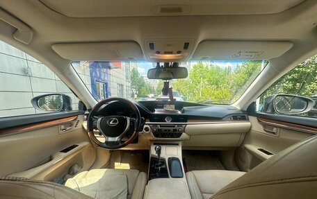 Lexus ES VII, 2012 год, 1 790 000 рублей, 14 фотография